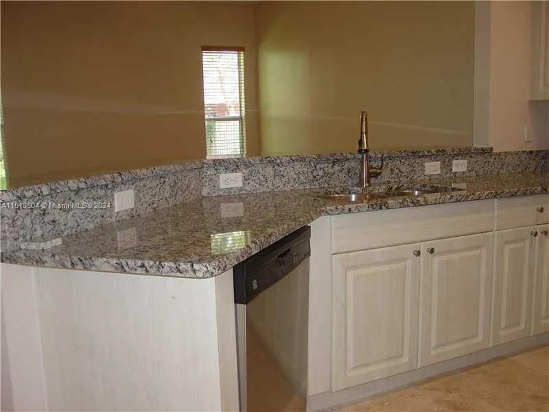 1440 SE 22nd Ln, Homestead, Florida 33035, 4 Bedrooms Bedrooms, ,2 BathroomsBathrooms,Residentiallease,For Rent,1440 SE 22nd Ln,A11513504