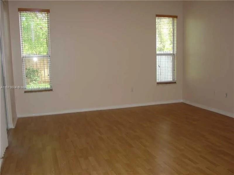1440 SE 22nd Ln, Homestead, Florida 33035, 4 Bedrooms Bedrooms, ,2 BathroomsBathrooms,Residentiallease,For Rent,1440 SE 22nd Ln,A11513504