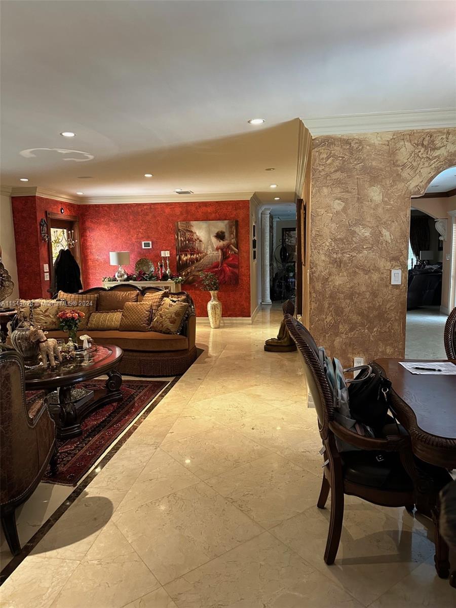 18620 W Oakmont Dr, Hialeah, Florida 33015, 4 Bedrooms Bedrooms, ,3 BathroomsBathrooms,Residential,For Sale,18620 W Oakmont Dr,A11513628