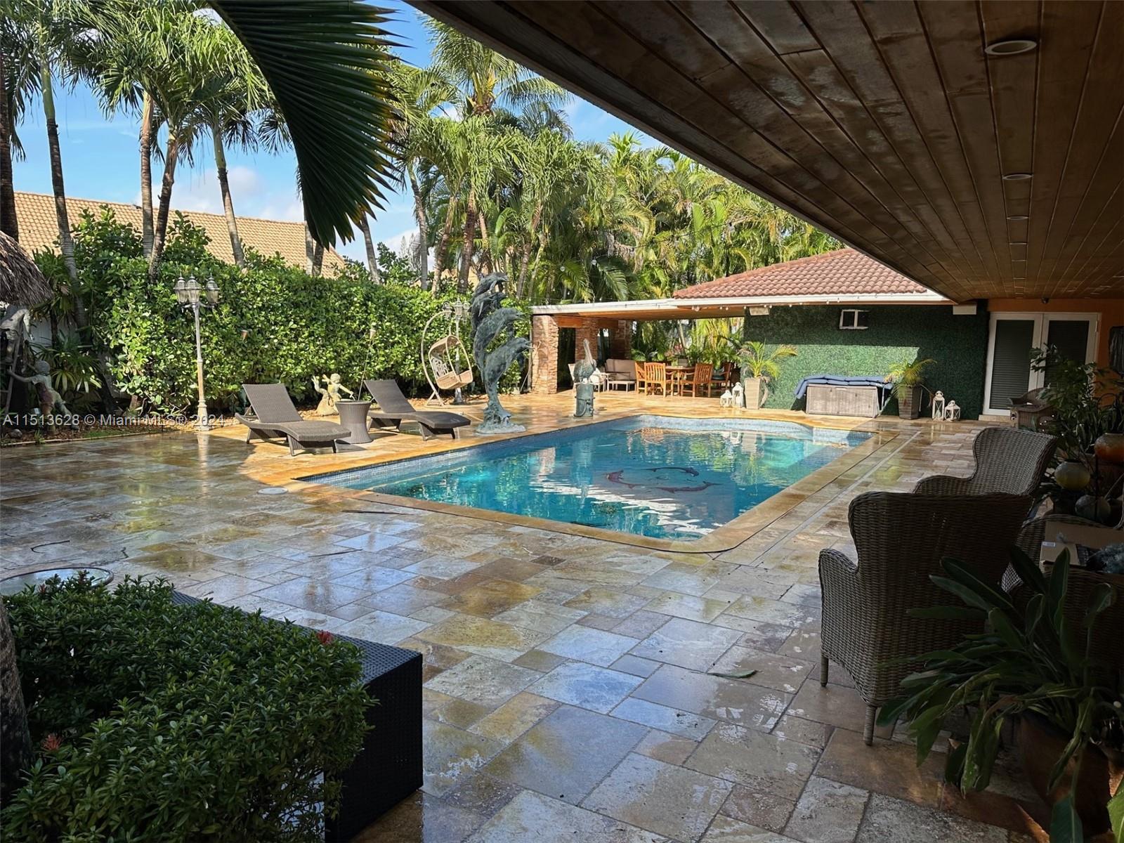 18620 W Oakmont Dr, Hialeah, Florida 33015, 4 Bedrooms Bedrooms, ,3 BathroomsBathrooms,Residential,For Sale,18620 W Oakmont Dr,A11513628