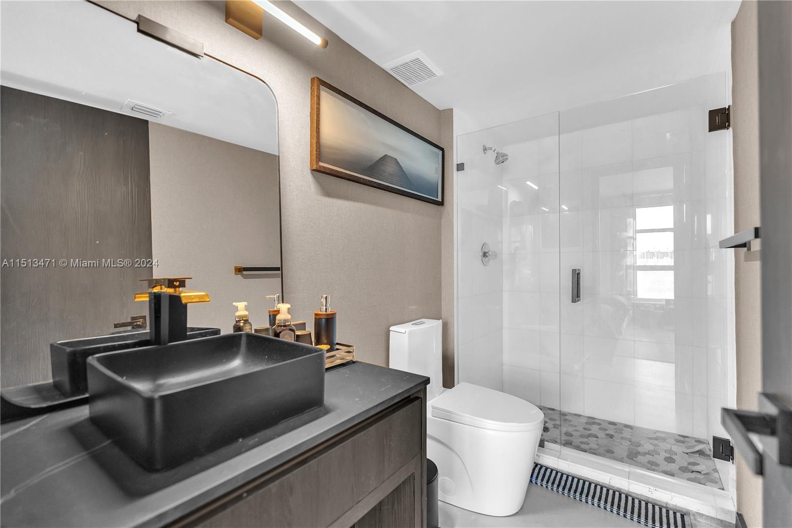 19101 NE 36th Ct 412, Aventura, Florida 33180, 3 Bedrooms Bedrooms, ,3 BathroomsBathrooms,Residential,For Sale,19101 NE 36th Ct 412,A11513471