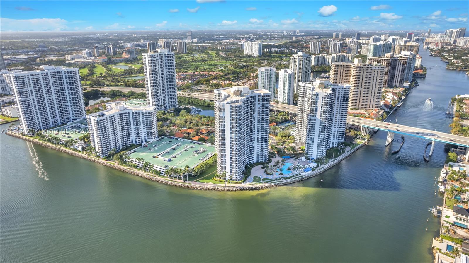 19101 NE 36th Ct 412, Aventura, Florida 33180, 3 Bedrooms Bedrooms, ,3 BathroomsBathrooms,Residential,For Sale,19101 NE 36th Ct 412,A11513471