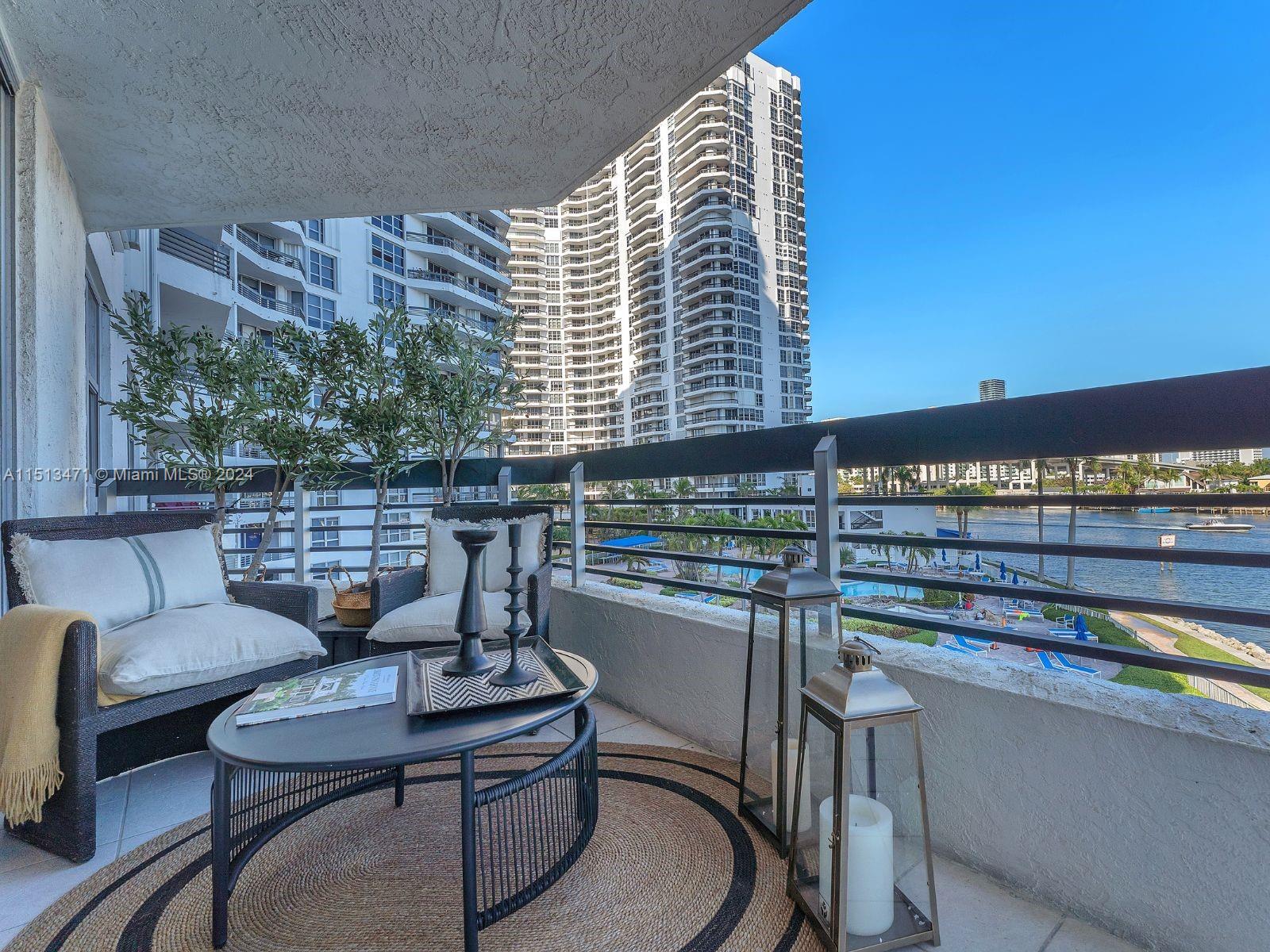 19101 NE 36th Ct 412, Aventura, Florida 33180, 3 Bedrooms Bedrooms, ,3 BathroomsBathrooms,Residential,For Sale,19101 NE 36th Ct 412,A11513471