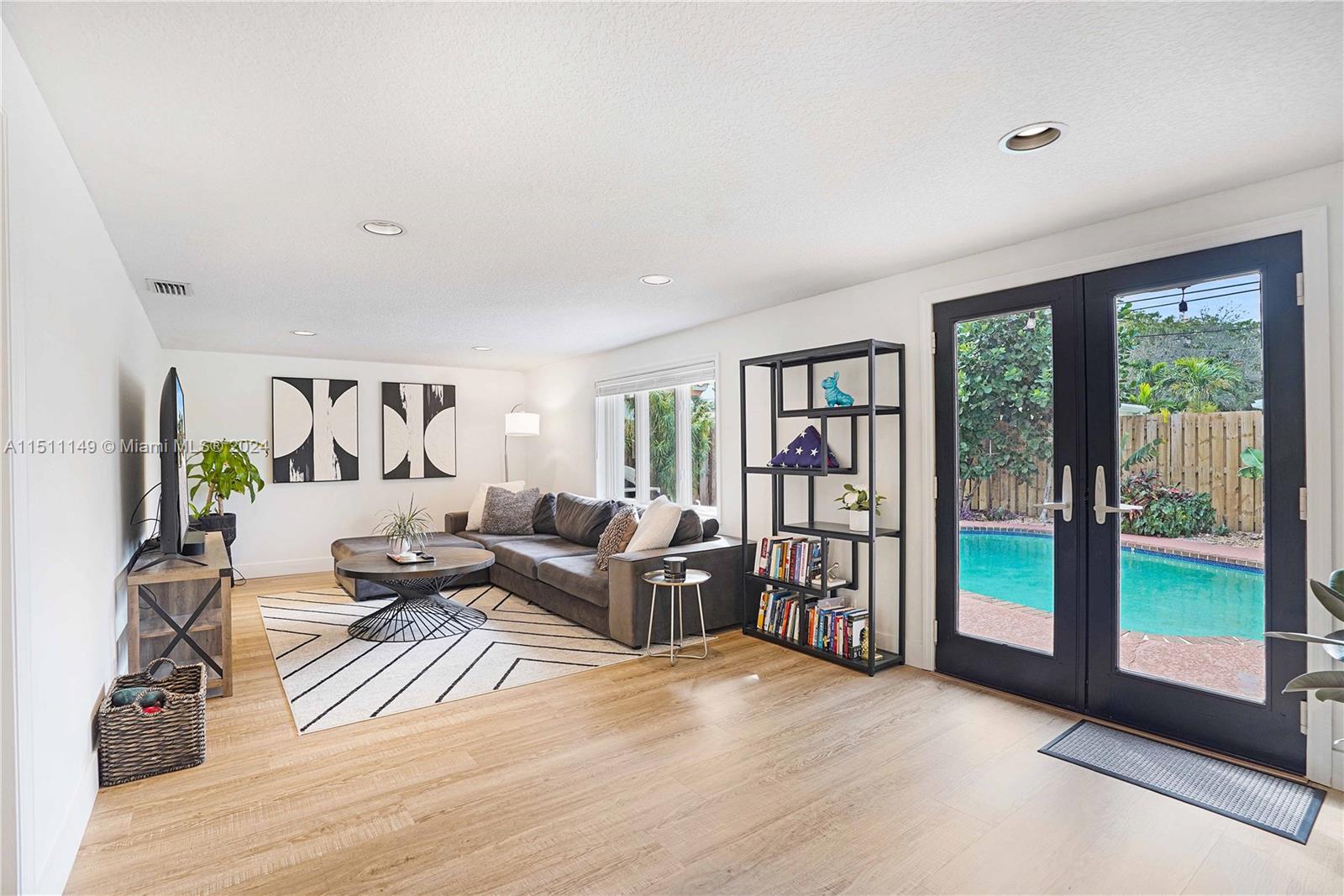 6341 22nd Ave, Fort Lauderdale, FL, 33308 United States, 3 Bedrooms Bedrooms, ,2 BathroomsBathrooms,Residential,For Sale,22nd Ave,A11511149