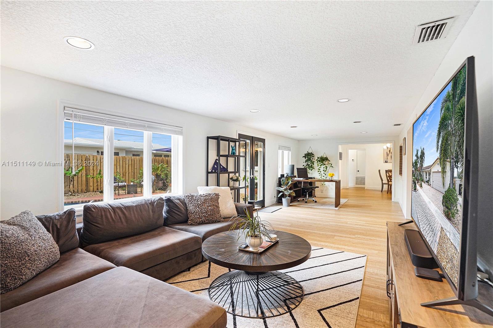 6341 22nd Ave, Fort Lauderdale, FL, 33308 United States, 3 Bedrooms Bedrooms, ,2 BathroomsBathrooms,Residential,For Sale,22nd Ave,A11511149