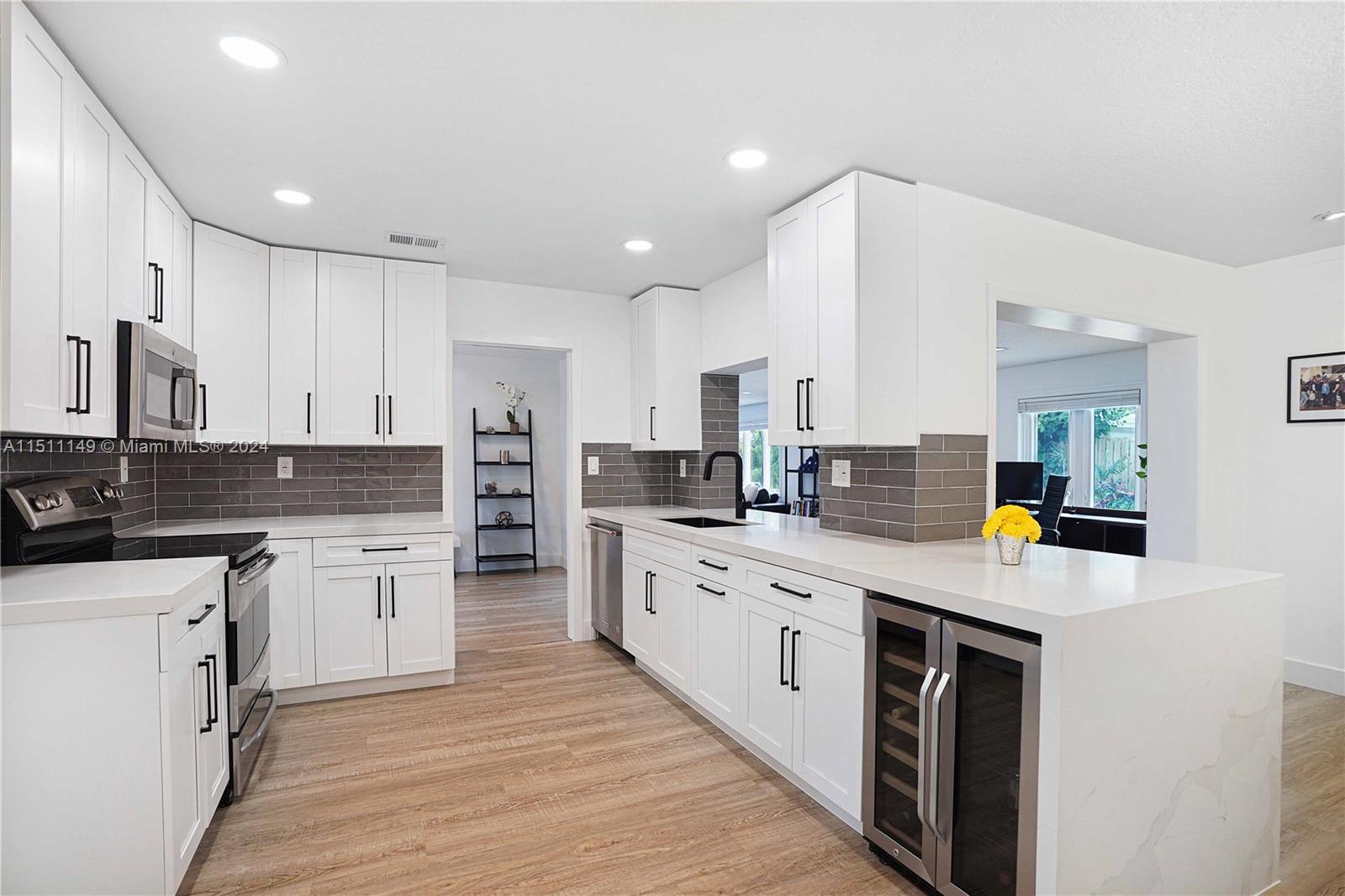 6341 22nd Ave, Fort Lauderdale, FL, 33308 United States, 3 Bedrooms Bedrooms, ,2 BathroomsBathrooms,Residential,For Sale,22nd Ave,A11511149