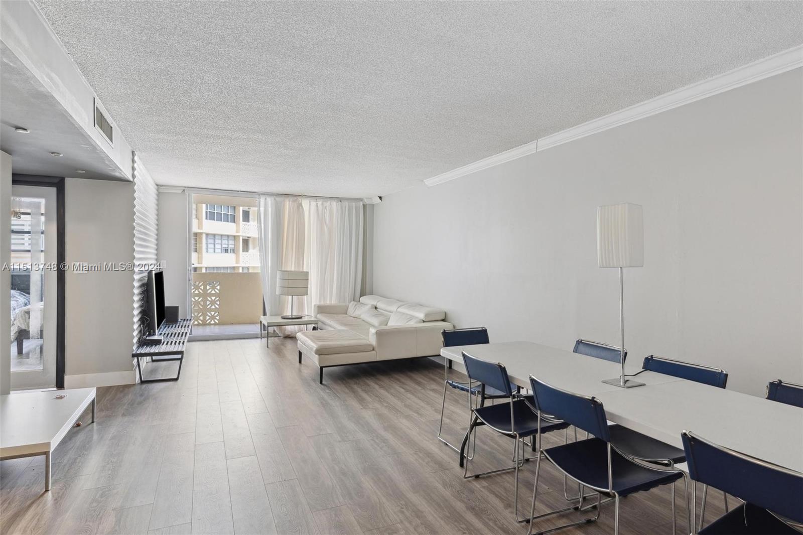 1833 S Ocean Dr 405, Hallandale Beach, Florida 33009, 1 Bedroom Bedrooms, ,1 BathroomBathrooms,Residentiallease,For Rent,1833 S Ocean Dr 405,A11513748