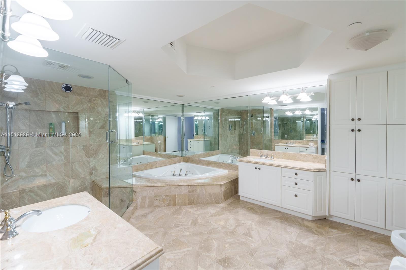 9595 Collins Ave, Surfside, FL, 33154 United States, 3 Bedrooms Bedrooms, ,3 BathroomsBathrooms,Residential,For Sale,Collins Ave,A11512929