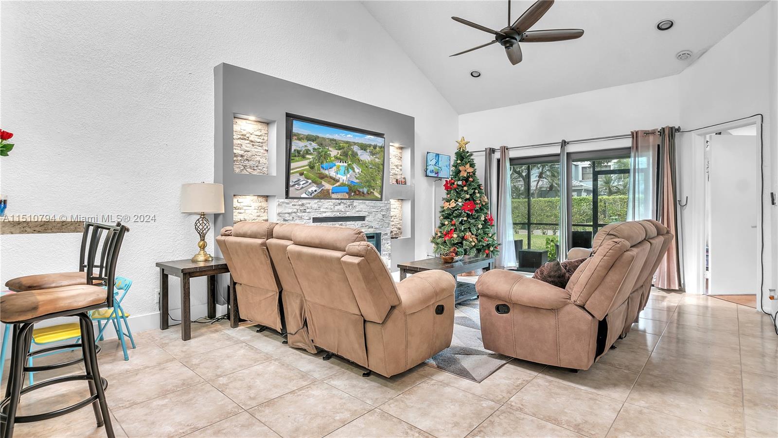 8353 Waterford Ave, Tamarac, Florida 33321, 3 Bedrooms Bedrooms, ,2 BathroomsBathrooms,Residential,For Sale,8353 Waterford Ave,A11510794