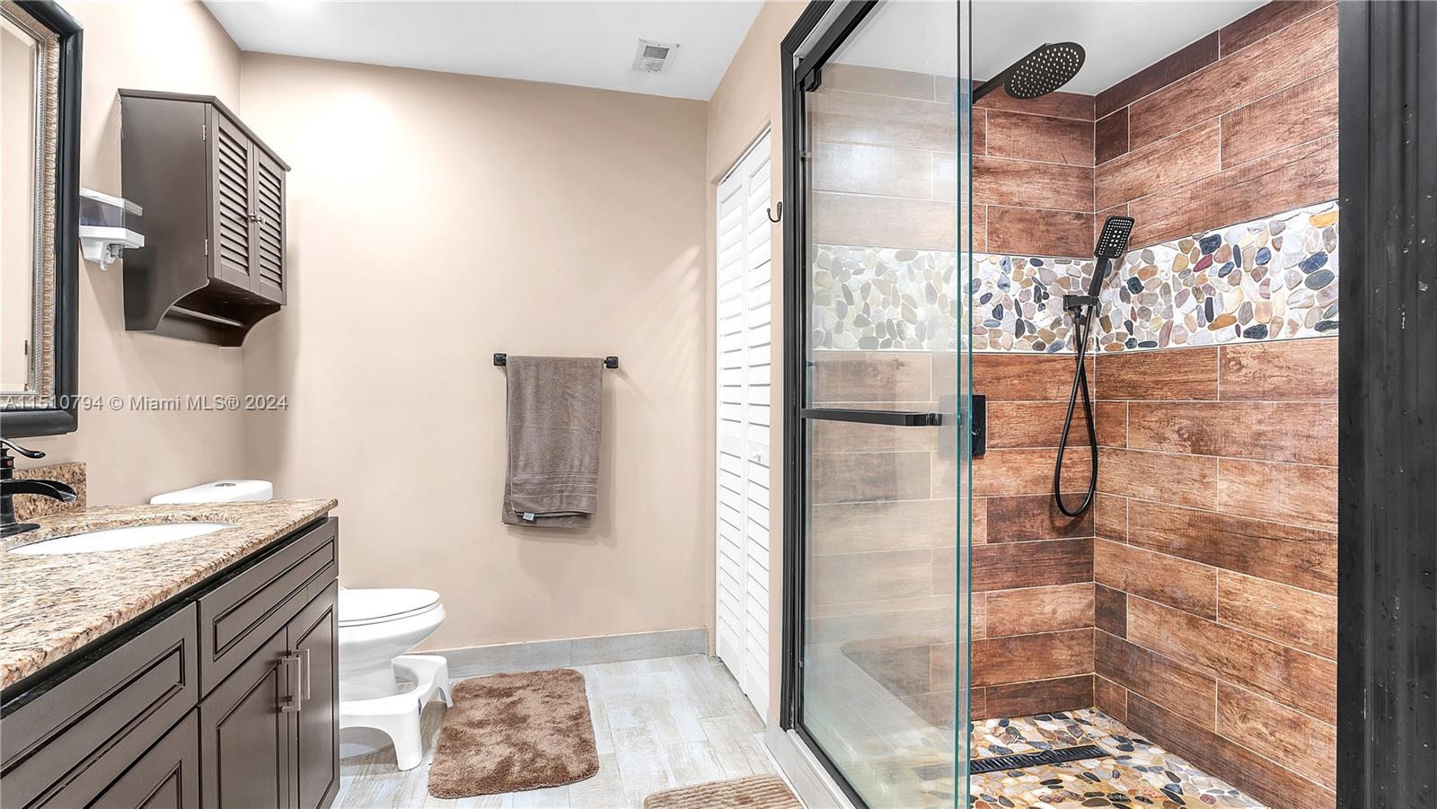 8353 Waterford Ave, Tamarac, Florida 33321, 3 Bedrooms Bedrooms, ,2 BathroomsBathrooms,Residential,For Sale,8353 Waterford Ave,A11510794