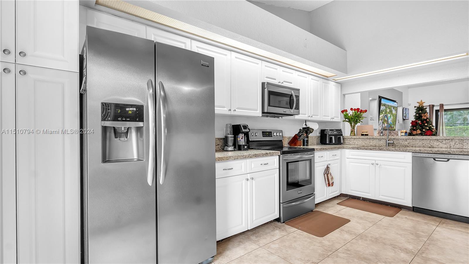 8353 Waterford Ave, Tamarac, Florida 33321, 3 Bedrooms Bedrooms, ,2 BathroomsBathrooms,Residential,For Sale,8353 Waterford Ave,A11510794