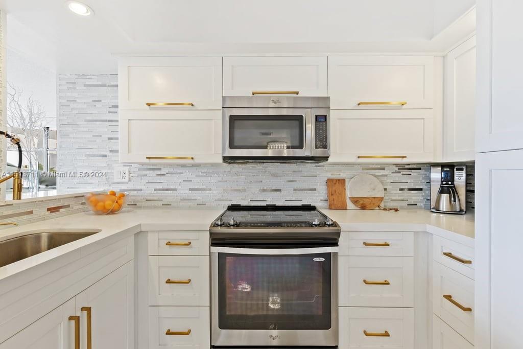 600 Parkview Dr 509, Hallandale Beach, Florida 33009, 2 Bedrooms Bedrooms, ,2 BathroomsBathrooms,Residential,For Sale,600 Parkview Dr 509,A11513711