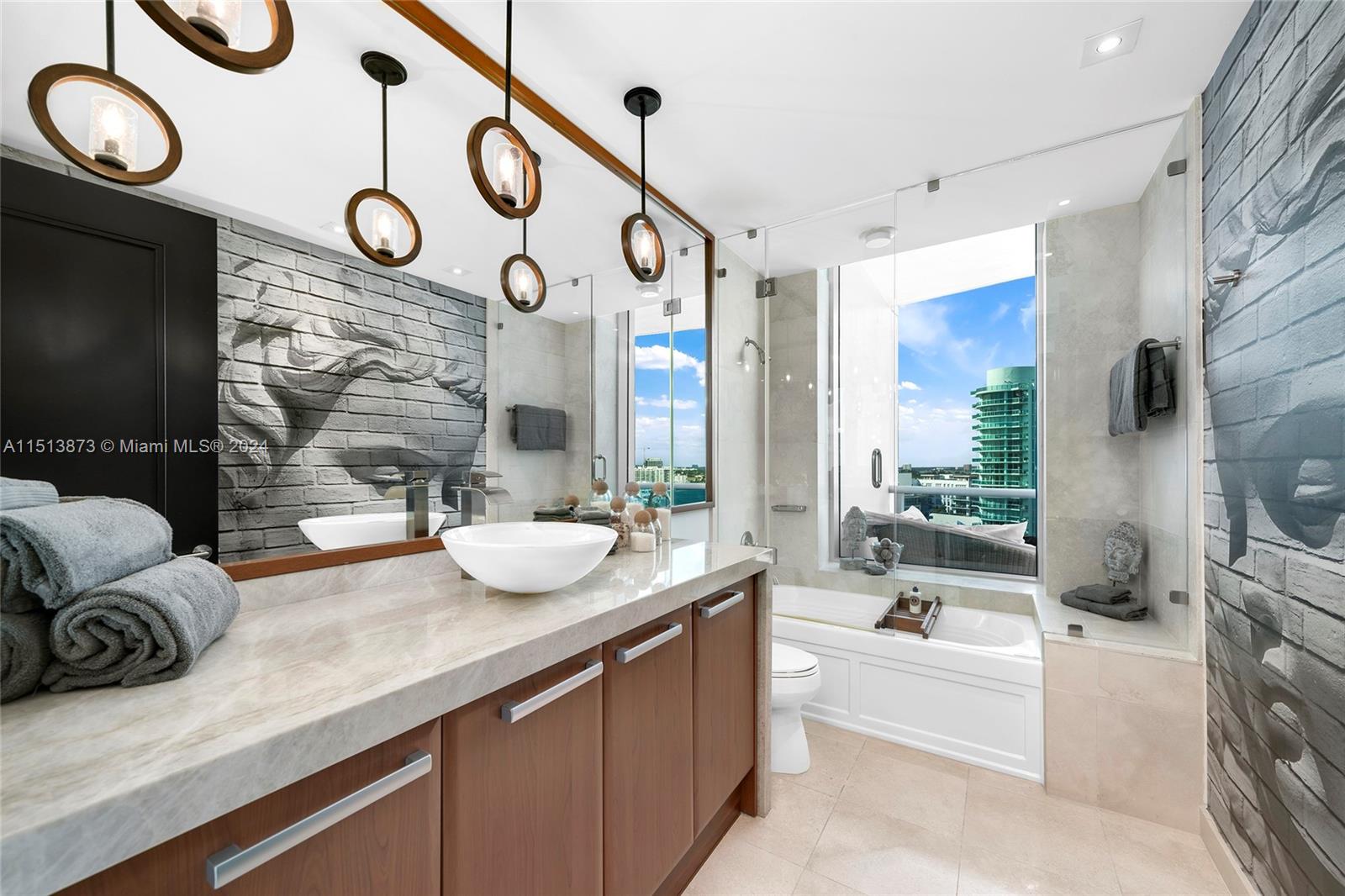 5959 Collins Ave 1803, Miami Beach, Florida 33140, 3 Bedrooms Bedrooms, ,4 BathroomsBathrooms,Residential,For Sale,5959 Collins Ave 1803,A11513873