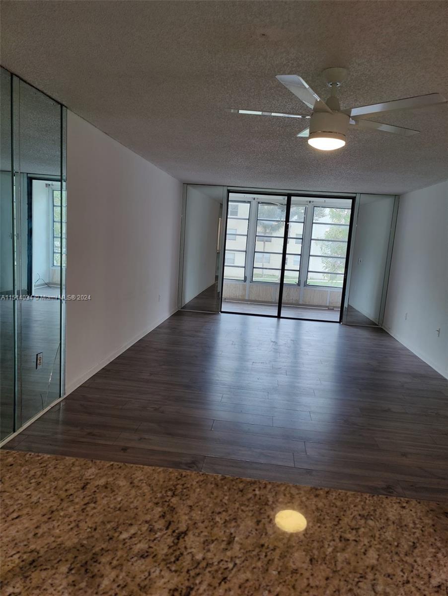 1810 N Lauderdale Ave 2204, North Lauderdale, Florida 33068, 2 Bedrooms Bedrooms, ,2 BathroomsBathrooms,Residentiallease,For Rent,1810 N Lauderdale Ave 2204,A11514034