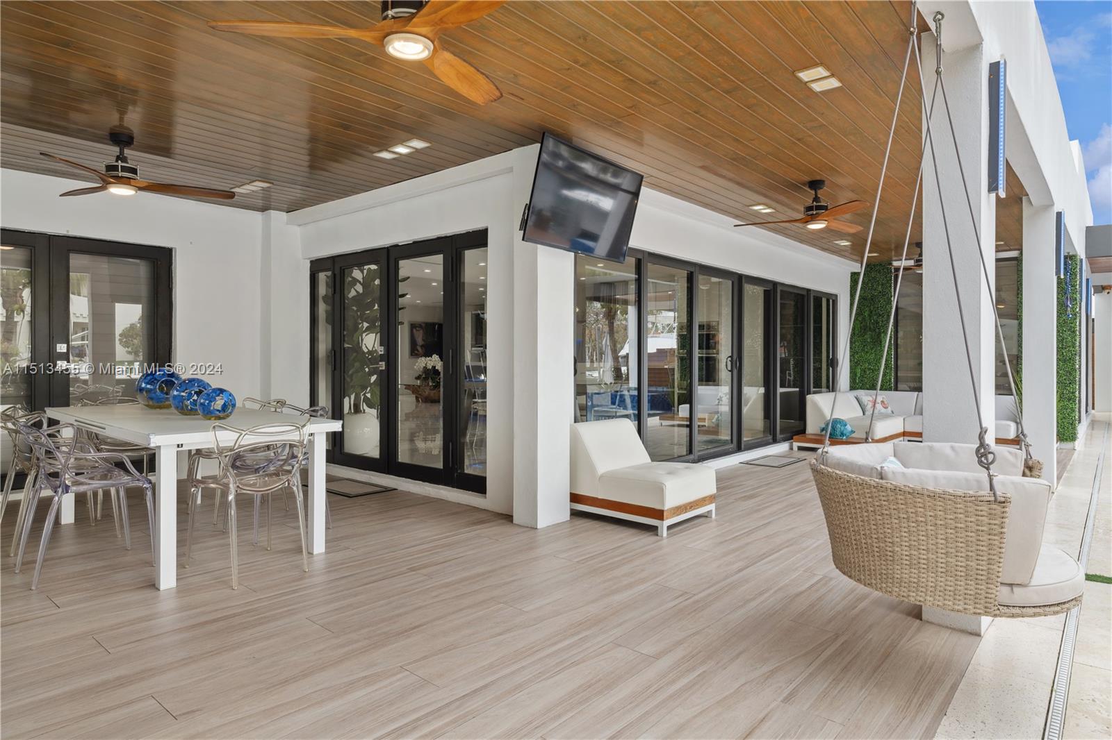 1885 Hibiscus Dr, North Miami, FL, 33181 United States, 4 Bedrooms Bedrooms, ,4 BathroomsBathrooms,Residential,For Sale,Hibiscus Dr,A11513455