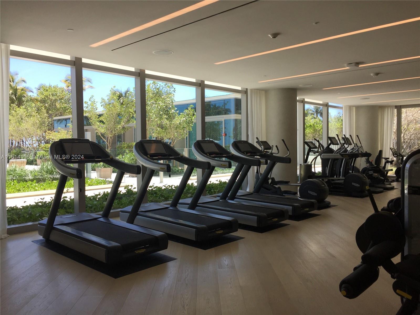 Bal Harbour, FL, 33154 United States, 2 Bedrooms Bedrooms, ,3 BathroomsBathrooms,Residential,For Sale,A11514106