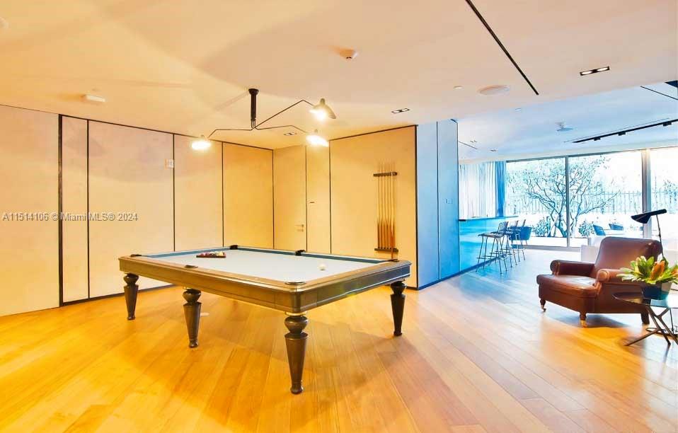 Bal Harbour, FL, 33154 United States, 2 Bedrooms Bedrooms, ,3 BathroomsBathrooms,Residential,For Sale,A11514106