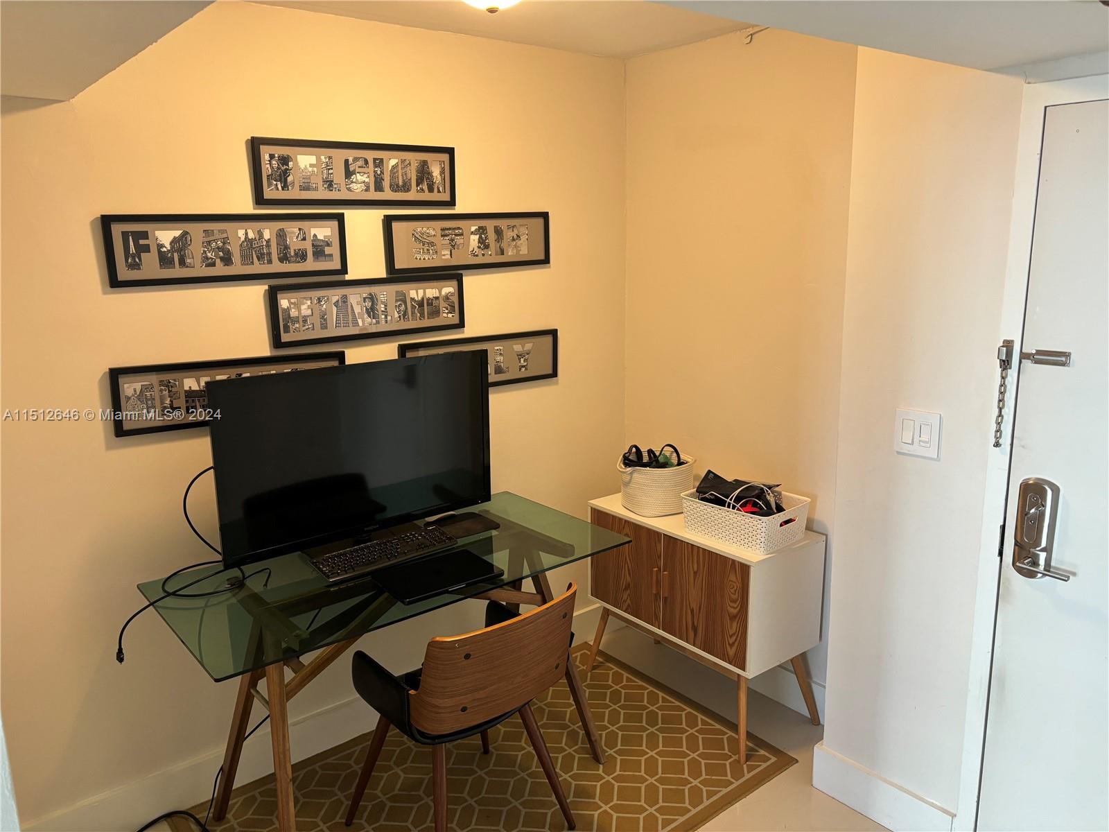 600 NE 36th St 523, Miami, Florida 33137, 2 Bedrooms Bedrooms, ,2 BathroomsBathrooms,Residential,For Sale,600 NE 36th St 523,A11512646