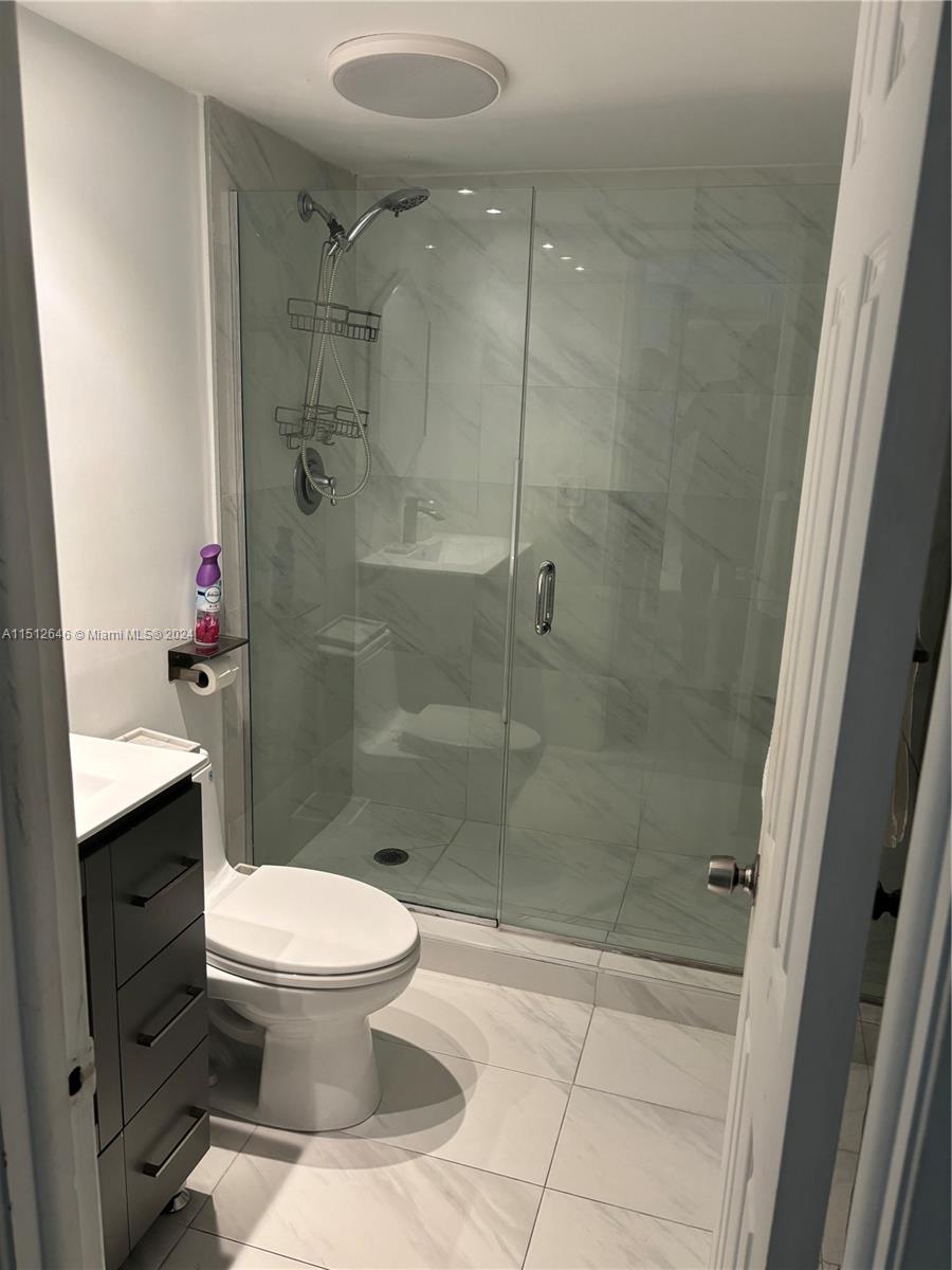 600 NE 36th St 523, Miami, Florida 33137, 2 Bedrooms Bedrooms, ,2 BathroomsBathrooms,Residential,For Sale,600 NE 36th St 523,A11512646