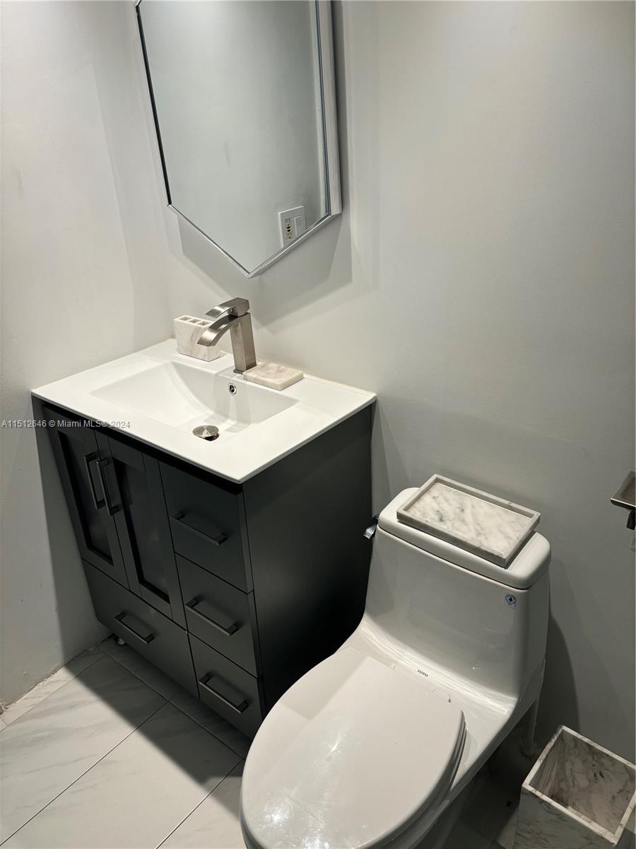 600 NE 36th St 523, Miami, Florida 33137, 2 Bedrooms Bedrooms, ,2 BathroomsBathrooms,Residential,For Sale,600 NE 36th St 523,A11512646