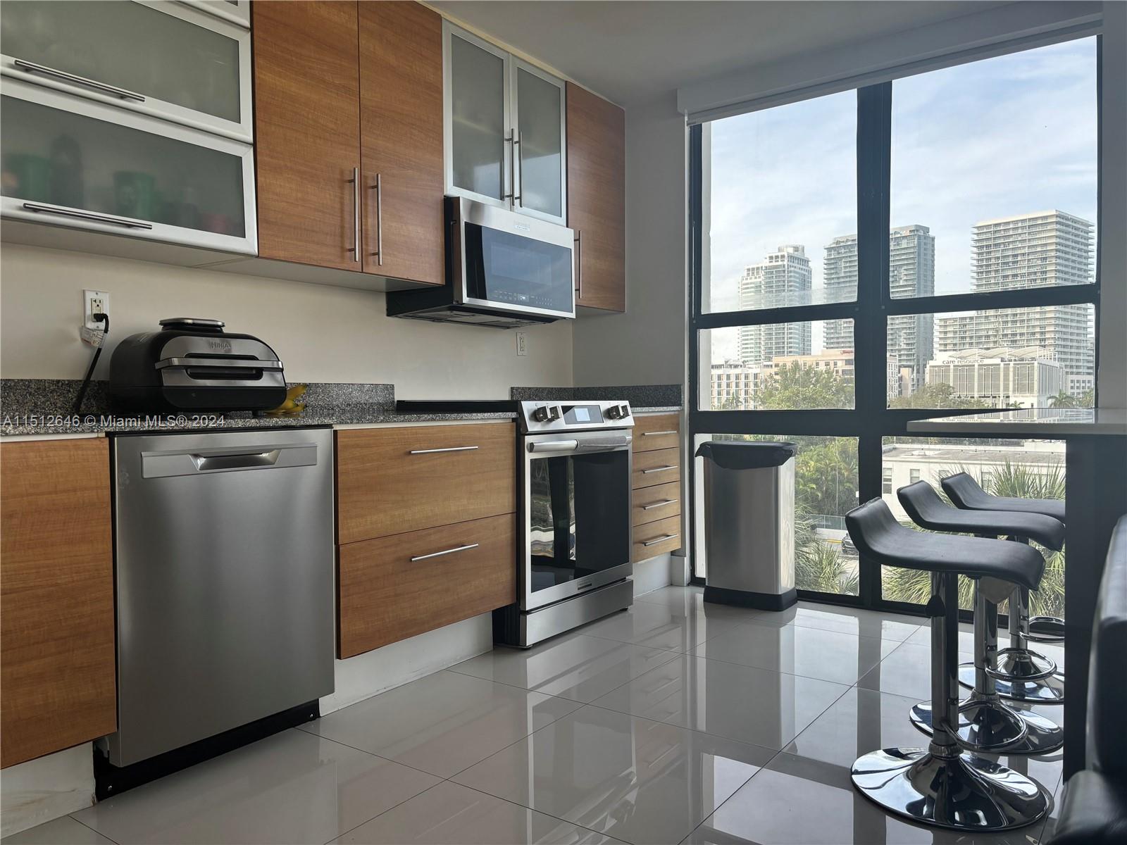 600 NE 36th St 523, Miami, Florida 33137, 2 Bedrooms Bedrooms, ,2 BathroomsBathrooms,Residential,For Sale,600 NE 36th St 523,A11512646