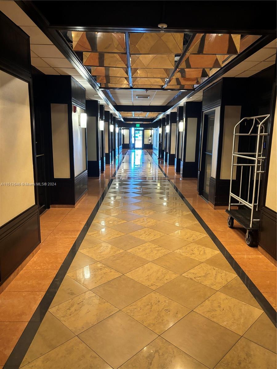 600 NE 36th St 523, Miami, Florida 33137, 2 Bedrooms Bedrooms, ,2 BathroomsBathrooms,Residential,For Sale,600 NE 36th St 523,A11512646