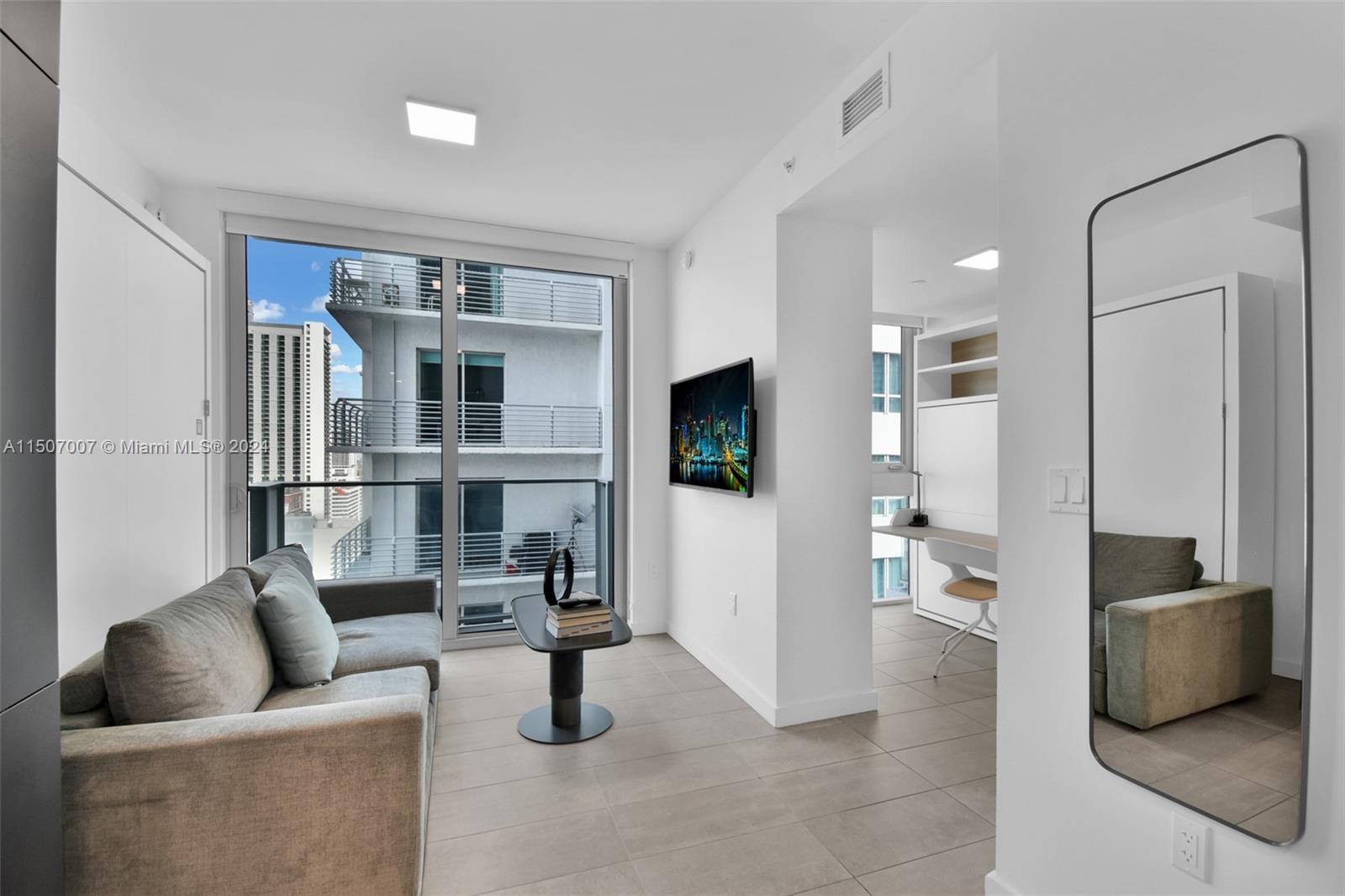 227 NE 2nd St 2107, Miami, Florida 33132, ,1 BathroomBathrooms,Residential,For Sale,227 NE 2nd St 2107,A11507007