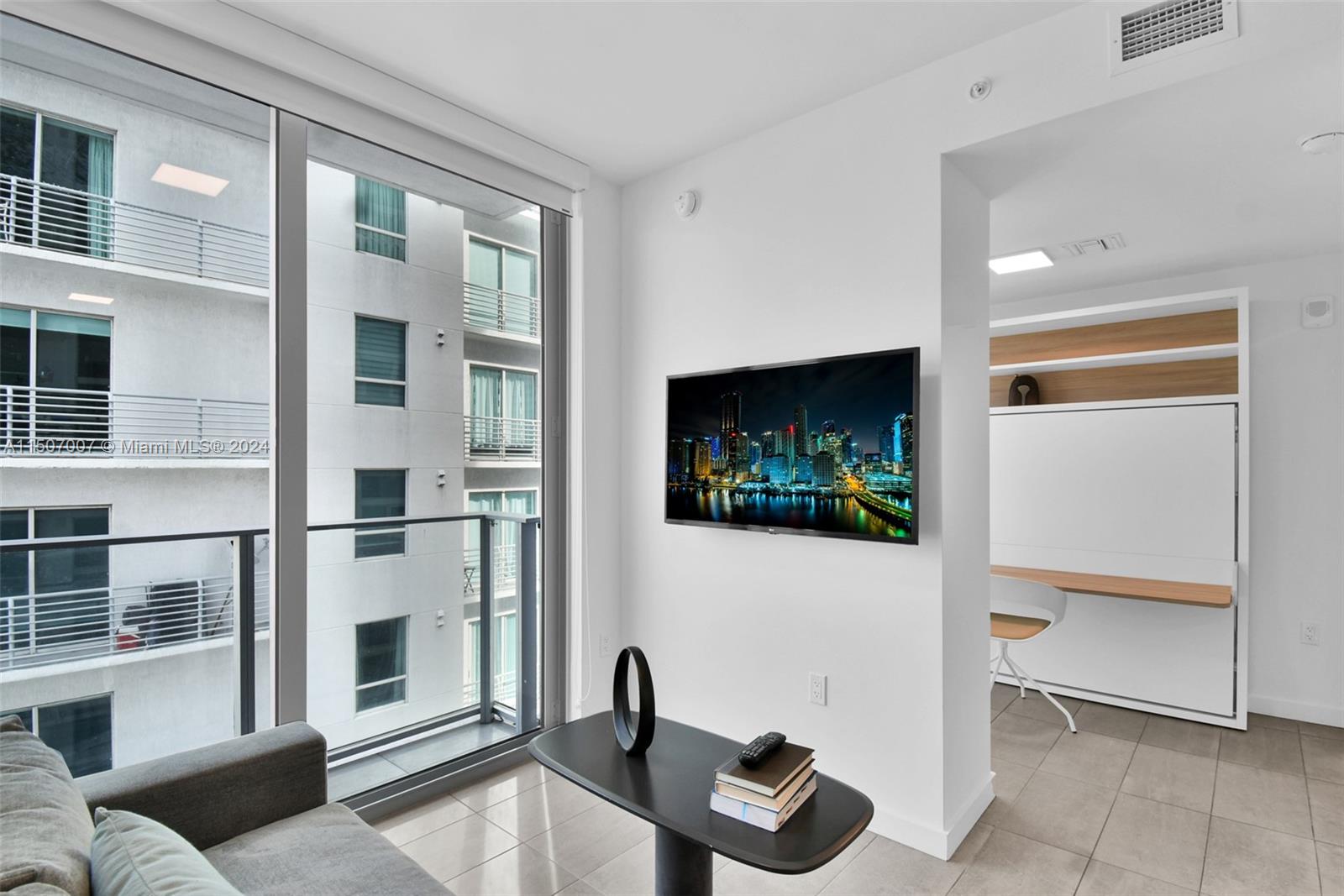 227 NE 2nd St 2107, Miami, Florida 33132, ,1 BathroomBathrooms,Residential,For Sale,227 NE 2nd St 2107,A11507007