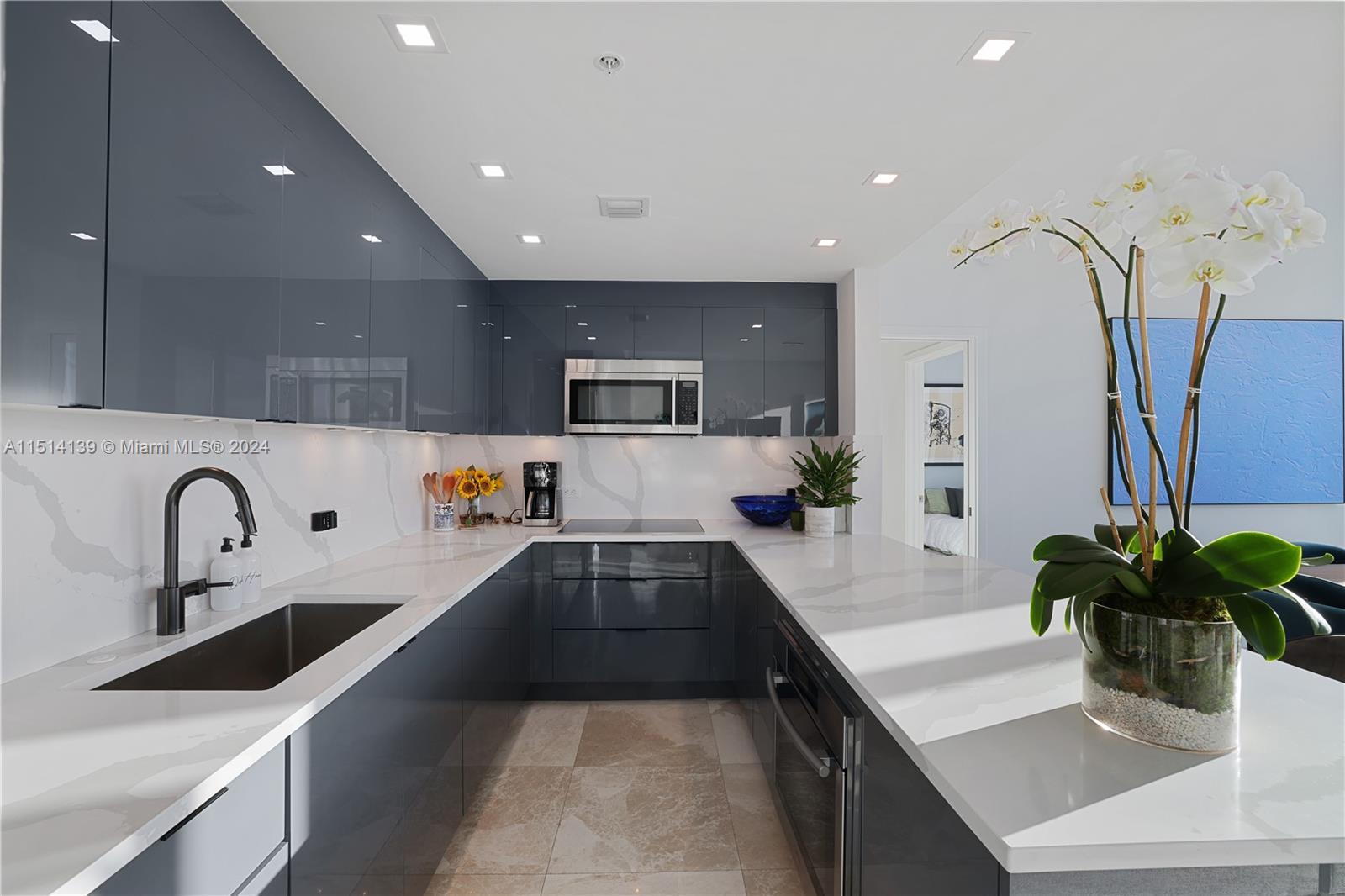 6899 Collins Ave 1510, Miami Beach, Florida 33141, 2 Bedrooms Bedrooms, ,2 BathroomsBathrooms,Residential,For Sale,6899 Collins Ave 1510,A11514139