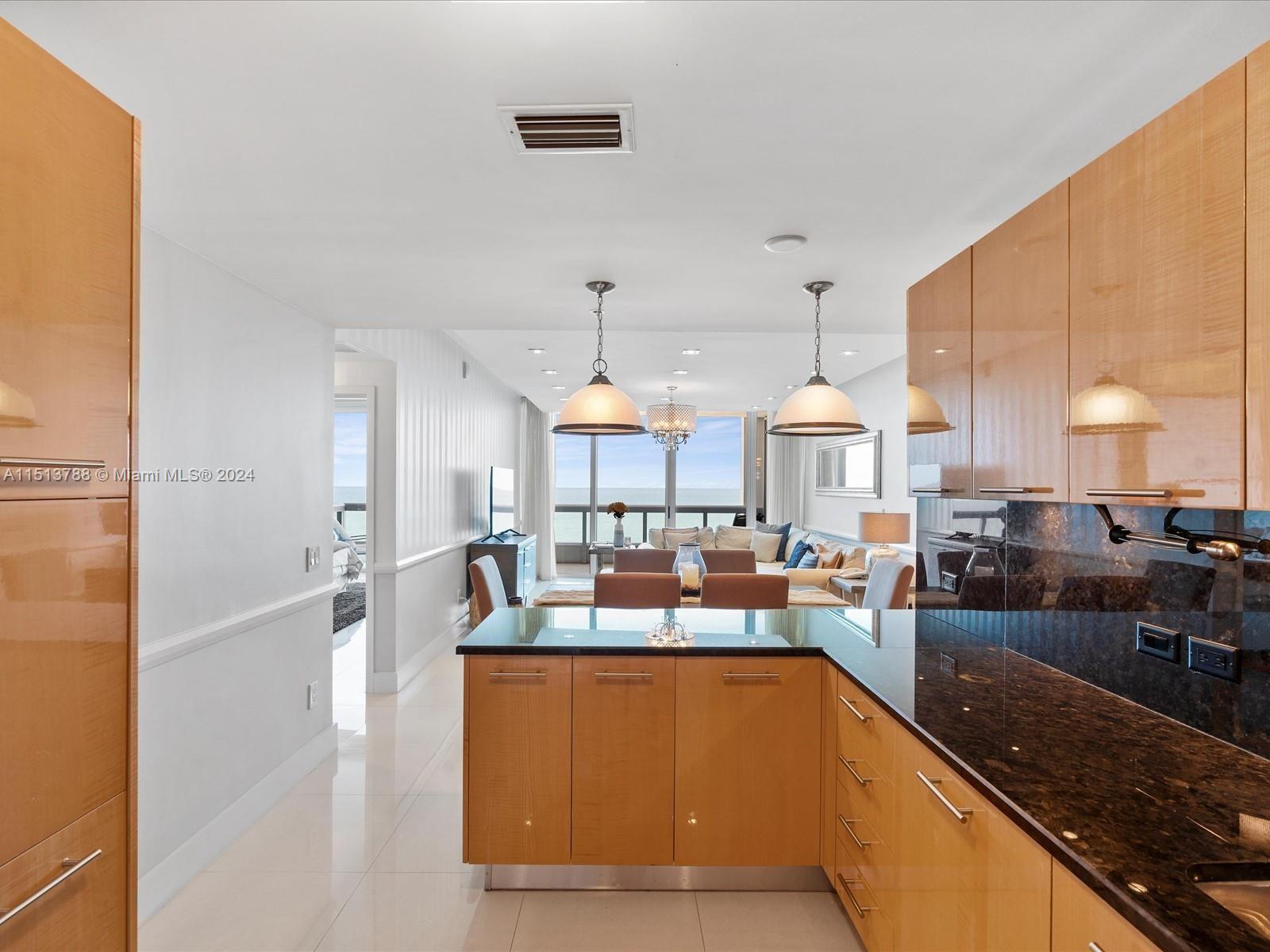 6899 Collins Ave 706, Miami Beach, Florida 33141, 2 Bedrooms Bedrooms, ,3 BathroomsBathrooms,Residentiallease,For Rent,6899 Collins Ave 706,A11513788