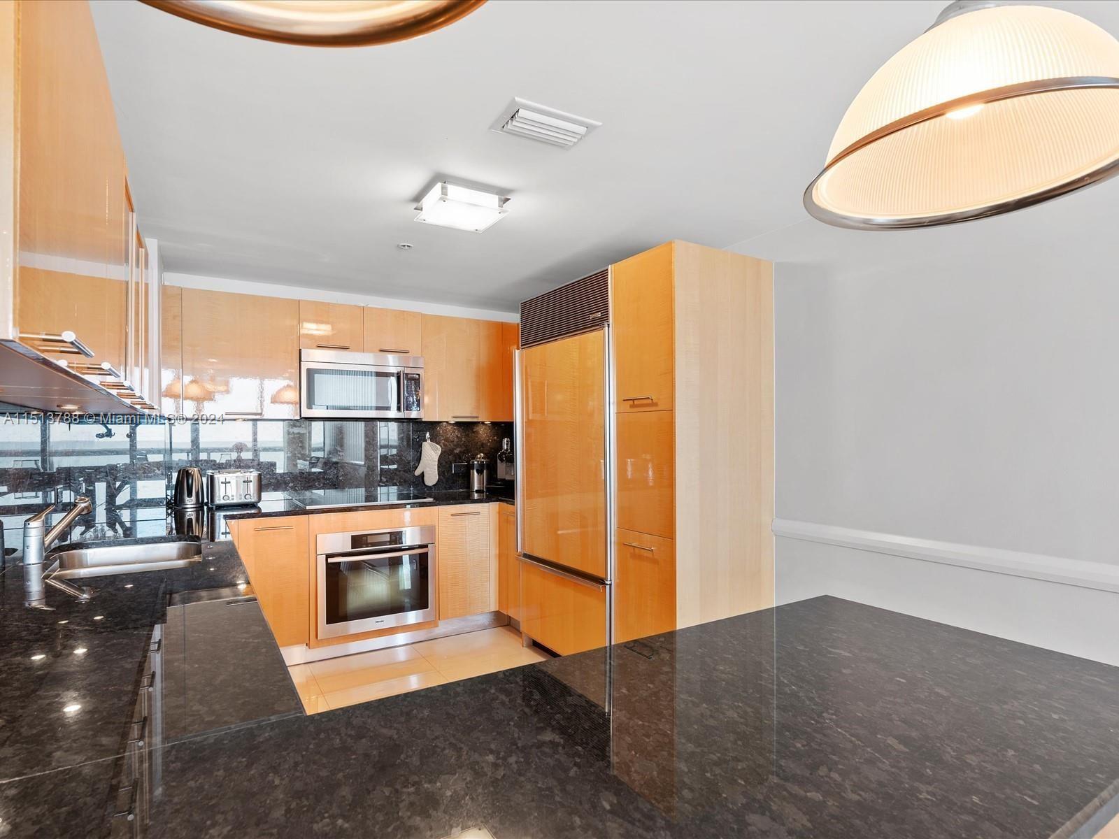 6899 Collins Ave 706, Miami Beach, Florida 33141, 2 Bedrooms Bedrooms, ,3 BathroomsBathrooms,Residentiallease,For Rent,6899 Collins Ave 706,A11513788