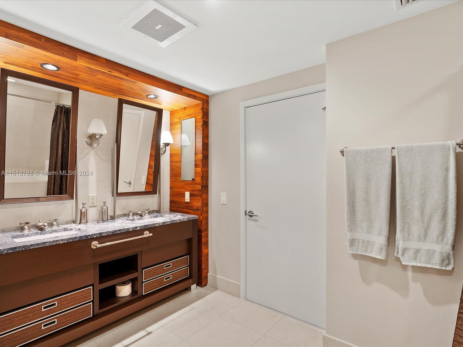 6899 Collins Ave 706, Miami Beach, Florida 33141, 2 Bedrooms Bedrooms, ,3 BathroomsBathrooms,Residentiallease,For Rent,6899 Collins Ave 706,A11513788