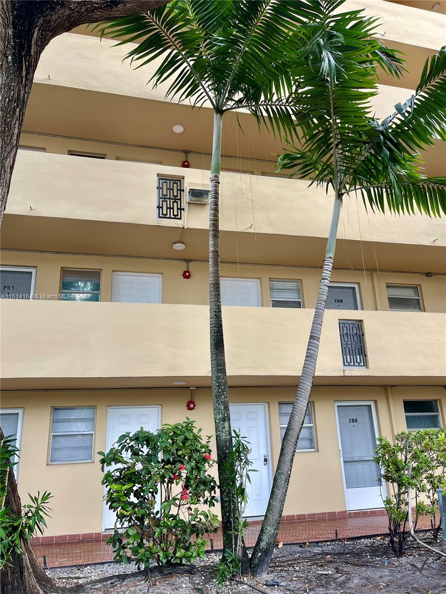 1750 NE 191st St 104-1, Miami, Florida 33179, 2 Bedrooms Bedrooms, ,2 BathroomsBathrooms,Residentiallease,For Rent,1750 NE 191st St 104-1,A11514164