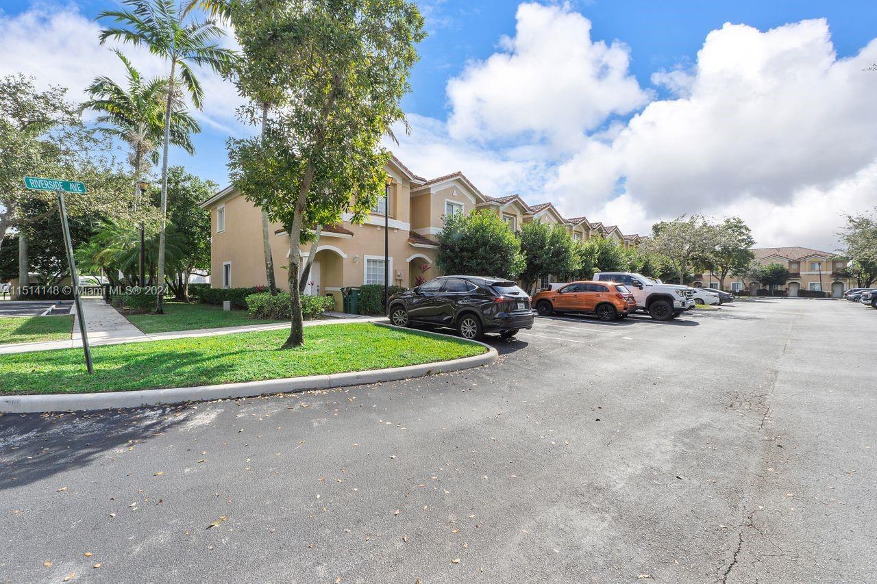 5918 Riverside Ave 5918, Tamarac, Florida 33321, 2 Bedrooms Bedrooms, ,2 BathroomsBathrooms,Residential,For Sale,5918 Riverside Ave 5918,A11514148