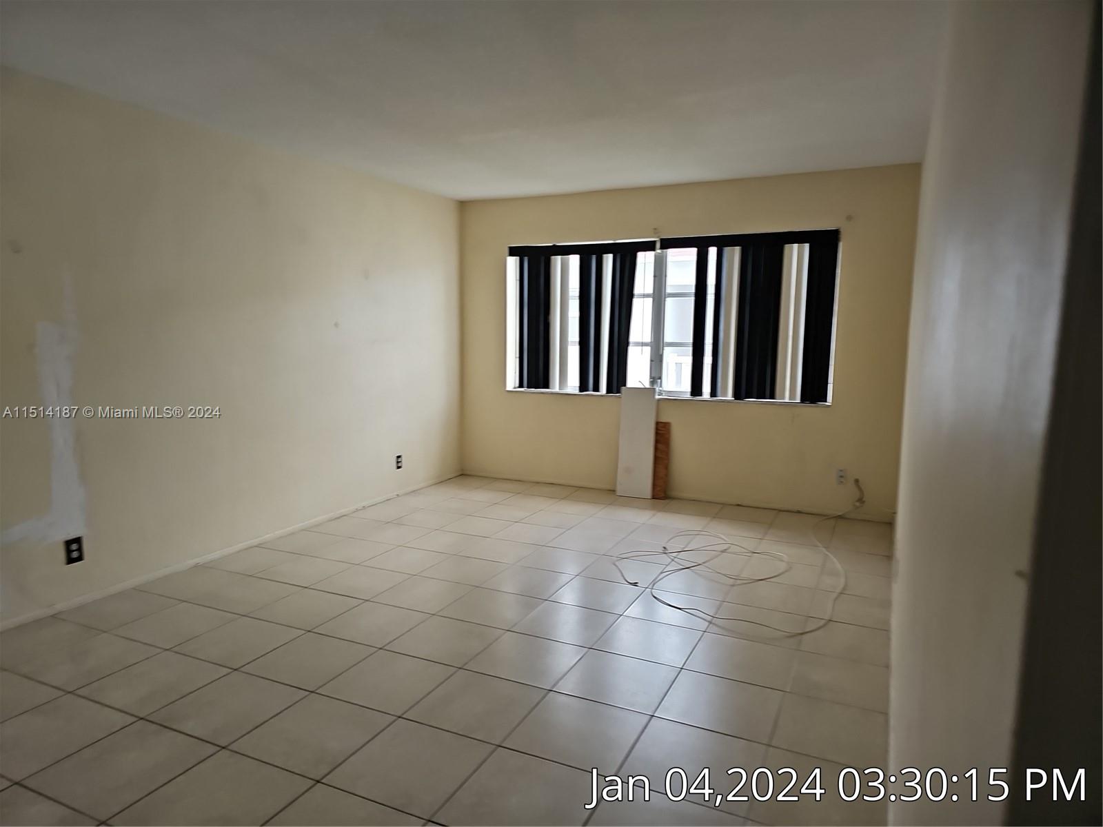 1300 43rd Ter, Lauderhill, FL, 33313 United States, 1 Bedroom Bedrooms, ,1 BathroomBathrooms,Residential,For Sale,43rd Ter,A11514187