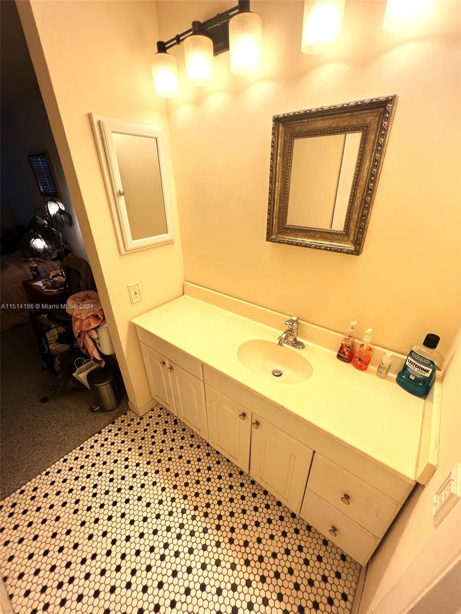 9151 Lime Bay Blvd 112, Tamarac, Florida 33321, 2 Bedrooms Bedrooms, ,2 BathroomsBathrooms,Residential,For Sale,9151 Lime Bay Blvd 112,A11514186