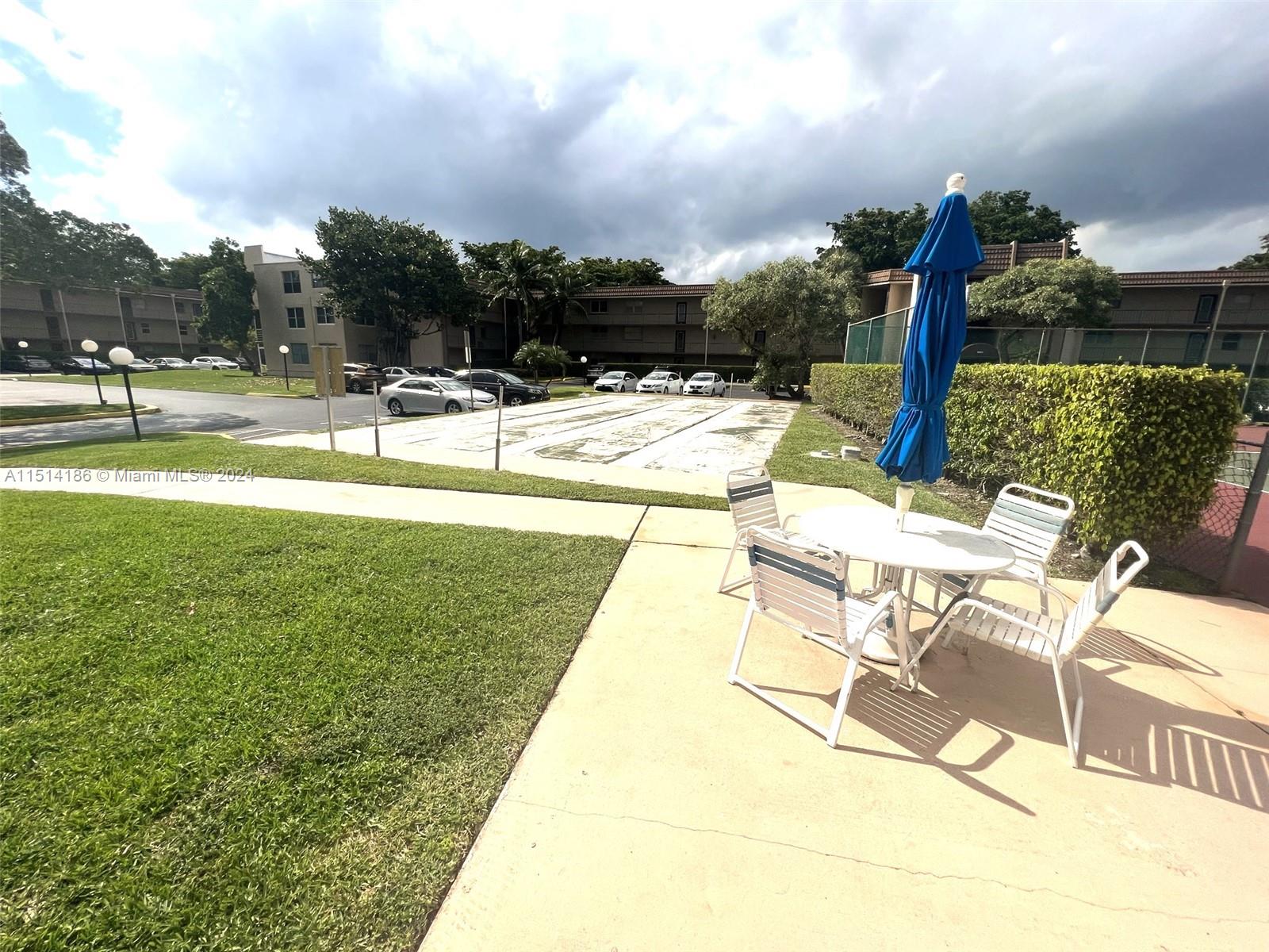 9151 Lime Bay Blvd 112, Tamarac, Florida 33321, 2 Bedrooms Bedrooms, ,2 BathroomsBathrooms,Residential,For Sale,9151 Lime Bay Blvd 112,A11514186