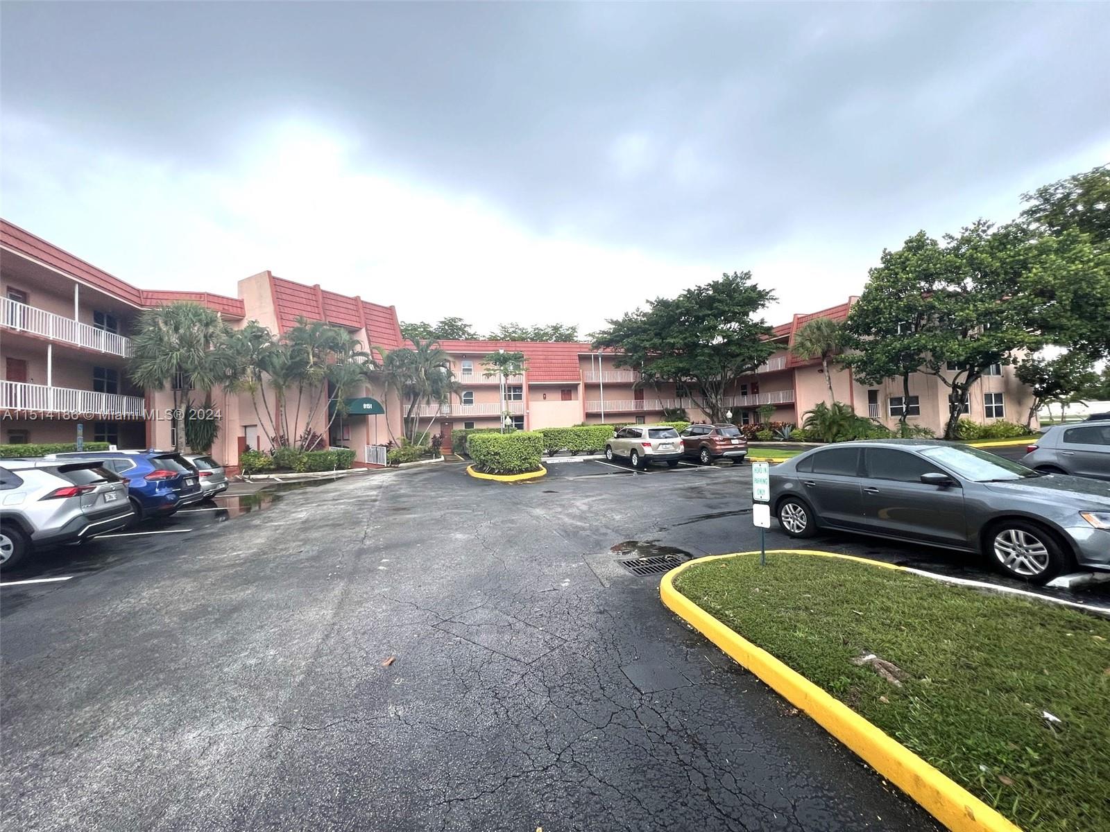 9151 Lime Bay Blvd 112, Tamarac, Florida 33321, 2 Bedrooms Bedrooms, ,2 BathroomsBathrooms,Residential,For Sale,9151 Lime Bay Blvd 112,A11514186