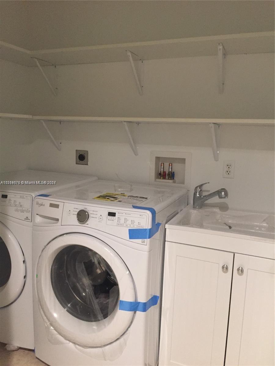 3330 NE 190th St 1117, Aventura, Florida 33180, 3 Bedrooms Bedrooms, ,3 BathroomsBathrooms,Residentiallease,For Rent,3330 NE 190th St 1117,A11514076