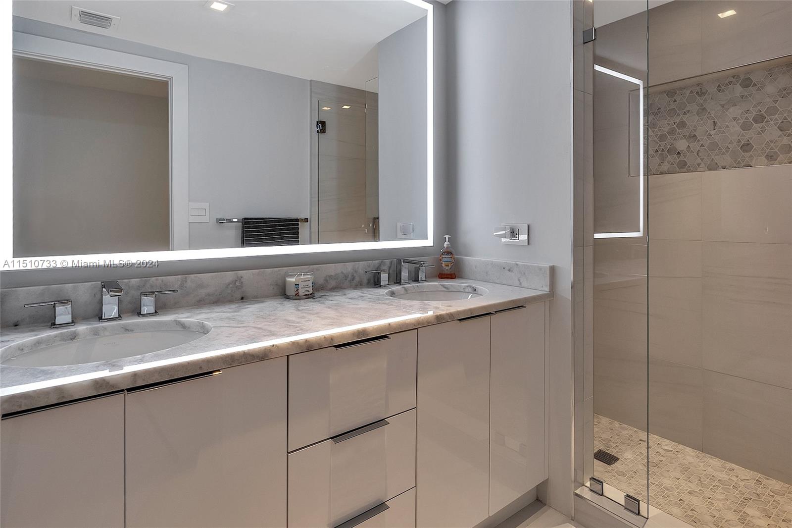 20191 Country Club Dr, Aventura, FL, 33180 United States, 3 Bedrooms Bedrooms, ,2 BathroomsBathrooms,Residential,For Sale,Country Club Dr,A11510733