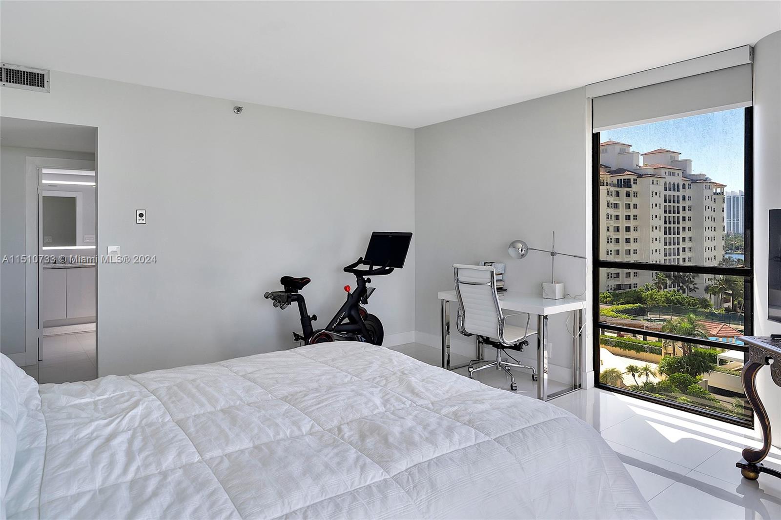 20191 Country Club Dr, Aventura, FL, 33180 United States, 3 Bedrooms Bedrooms, ,2 BathroomsBathrooms,Residential,For Sale,Country Club Dr,A11510733