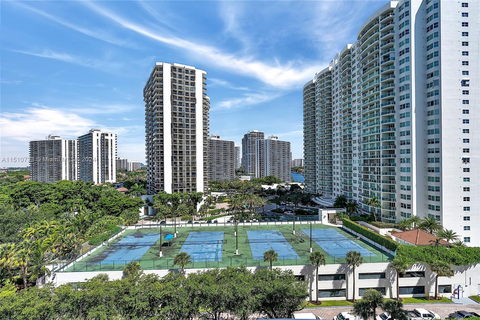 20191 E Country Club Dr 1001, Aventura, Florida 33180, 3 Bedrooms Bedrooms, ,2 BathroomsBathrooms,Residential,For Sale,20191 E Country Club Dr 1001,A11510733