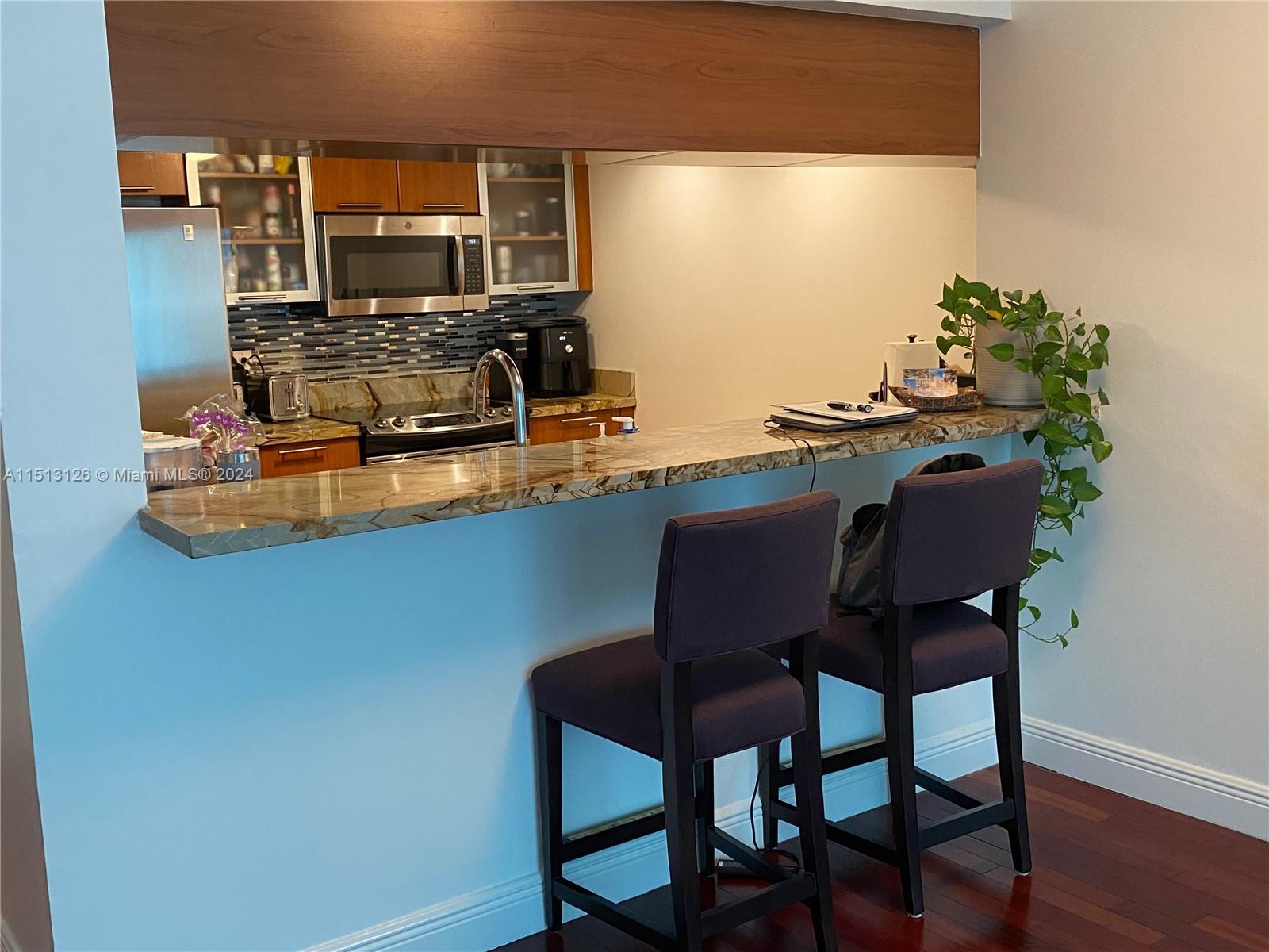 1800 N Bayshore Dr 3414, Miami, Florida 33132, 2 Bedrooms Bedrooms, 6 Rooms Rooms,2 BathroomsBathrooms,Residential,For Sale,1800 N Bayshore Dr 3414,A11513126