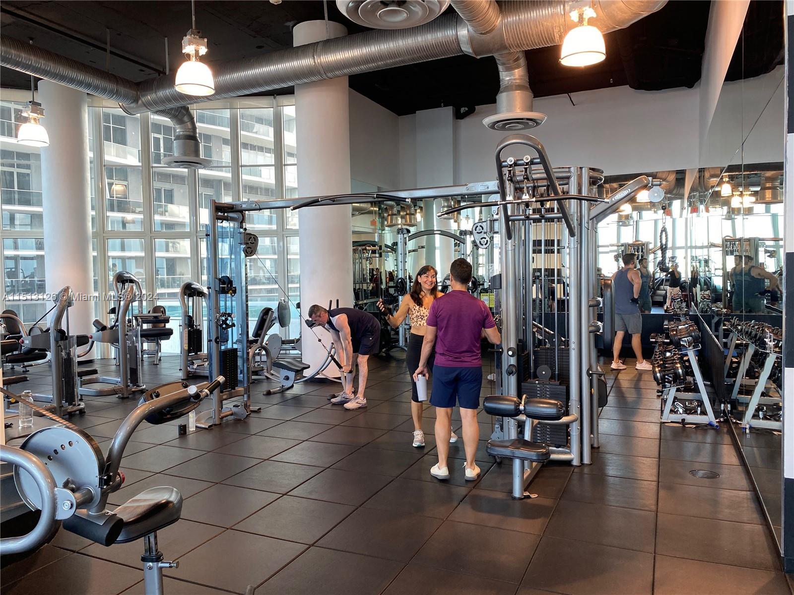 1800 N Bayshore Dr 3414, Miami, Florida 33132, 2 Bedrooms Bedrooms, 6 Rooms Rooms,2 BathroomsBathrooms,Residential,For Sale,1800 N Bayshore Dr 3414,A11513126