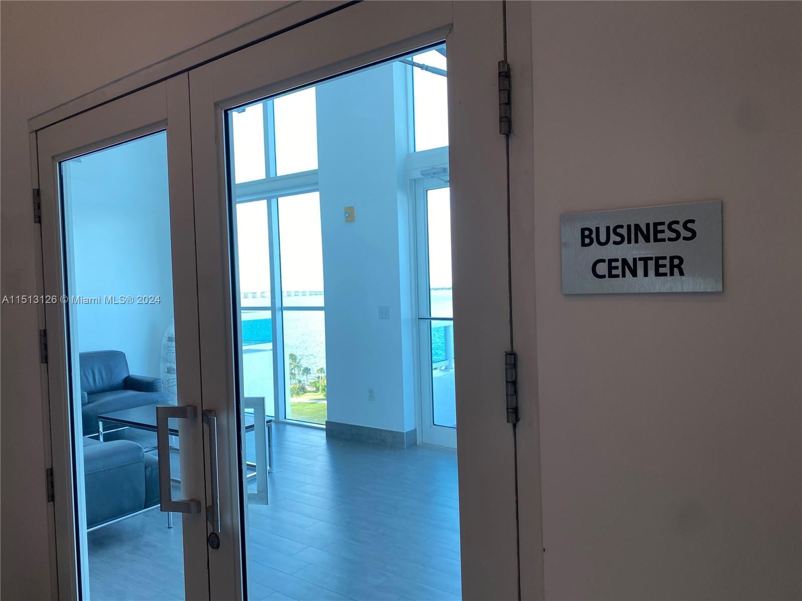 1800 N Bayshore Dr 3414, Miami, Florida 33132, 2 Bedrooms Bedrooms, 6 Rooms Rooms,2 BathroomsBathrooms,Residential,For Sale,1800 N Bayshore Dr 3414,A11513126