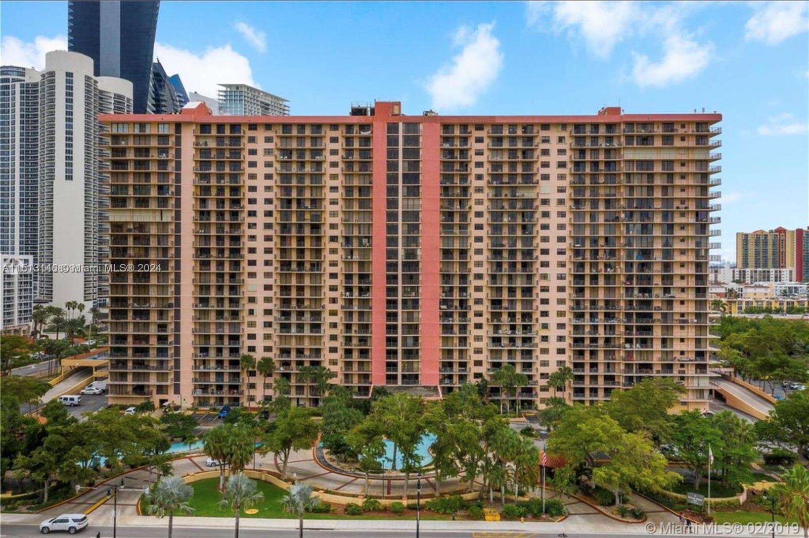 210 174th St, Sunny Isles Beach, FL, 33160 United States, 2 Bedrooms Bedrooms, ,2 BathroomsBathrooms,Residential,For Sale,174th St,A11513146