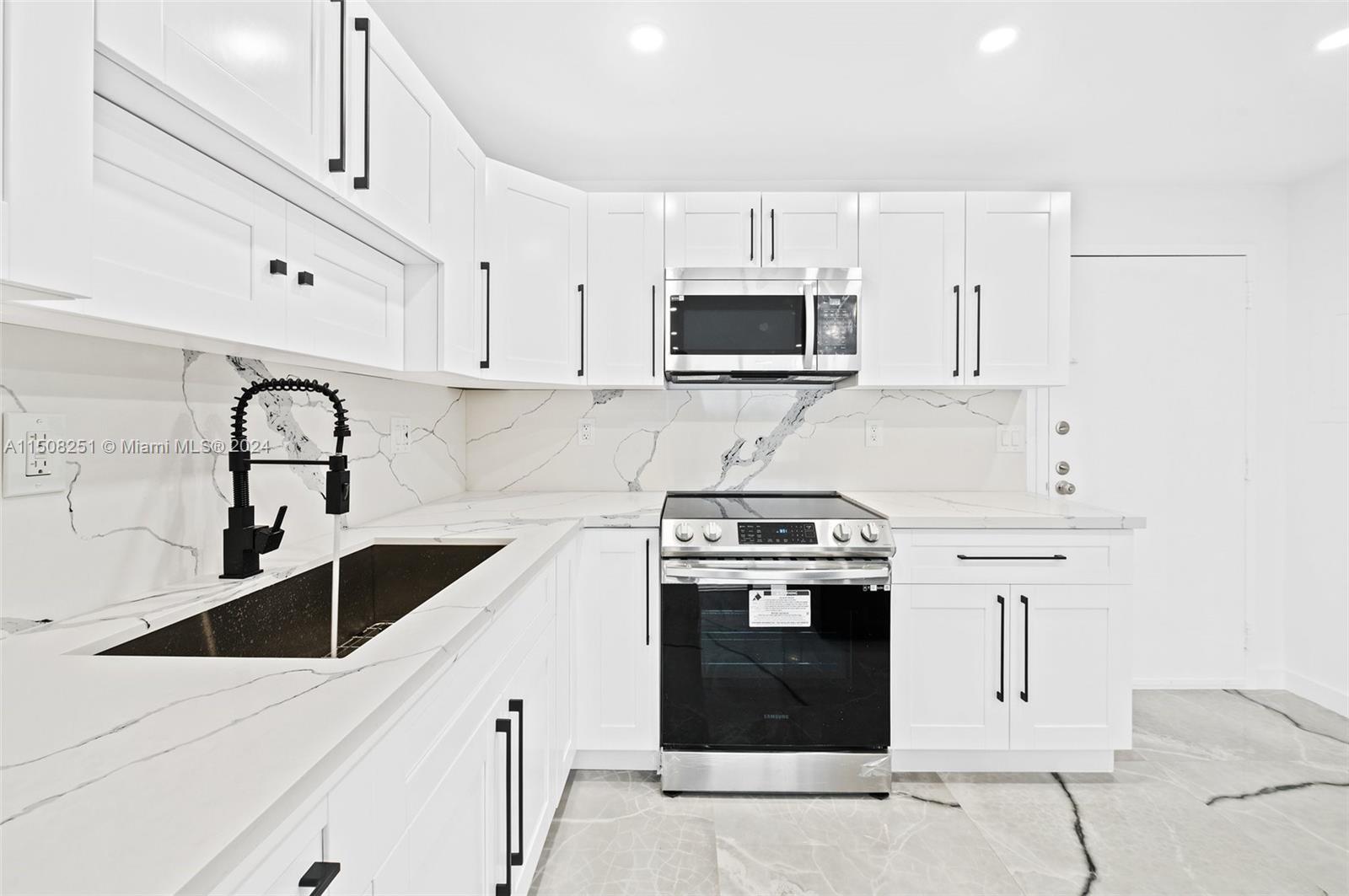 1800 NW 24th Ave 518, Miami, Florida 33125, 1 Bedroom Bedrooms, ,1 BathroomBathrooms,Residential,For Sale,1800 NW 24th Ave 518,A11508251