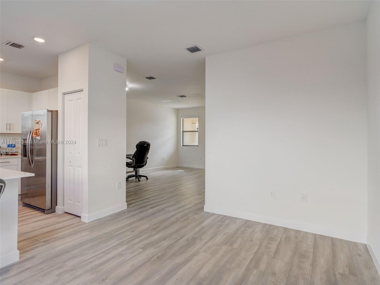 11957 SW 245th Ter, Homestead, Florida 33032, 3 Bedrooms Bedrooms, ,2 BathroomsBathrooms,Residential,For Sale,11957 SW 245th Ter,A11508834