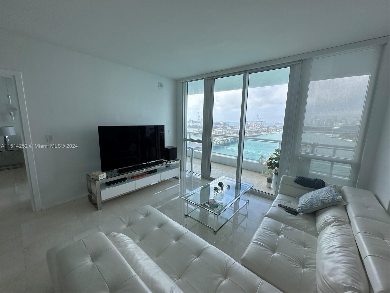 540 West Ave 1812, Miami Beach, Florida 33139, 1 Bedroom Bedrooms, ,1 BathroomBathrooms,Residentiallease,For Rent,540 West Ave 1812,A11514252