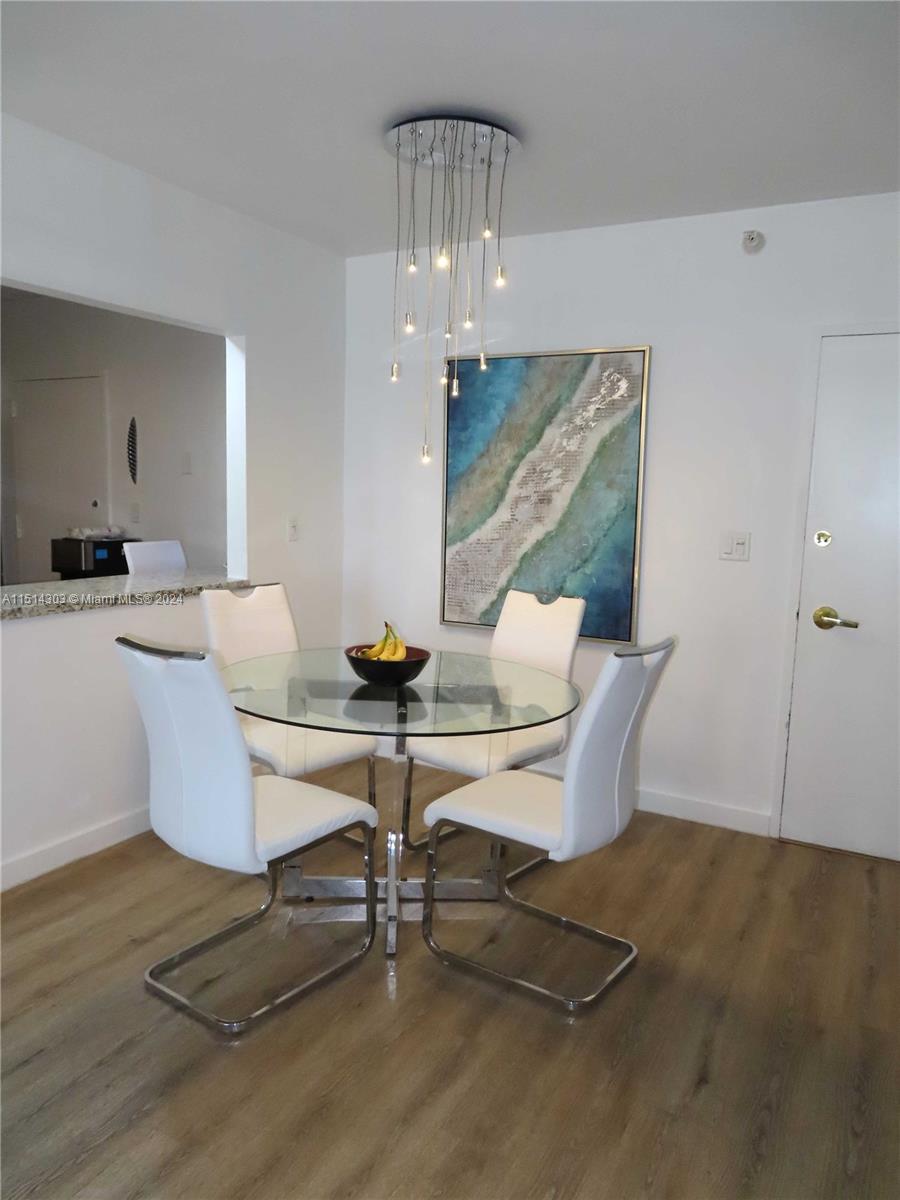 5700 Collins Ave 4C, Miami Beach, Florida 33140, 2 Bedrooms Bedrooms, ,2 BathroomsBathrooms,Residentiallease,For Rent,5700 Collins Ave 4C,A11514303
